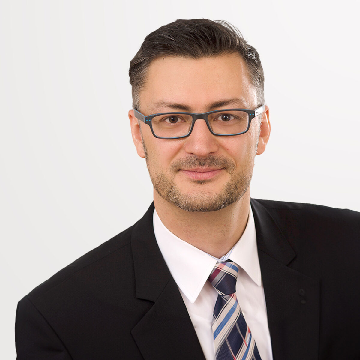 StaffPhoto