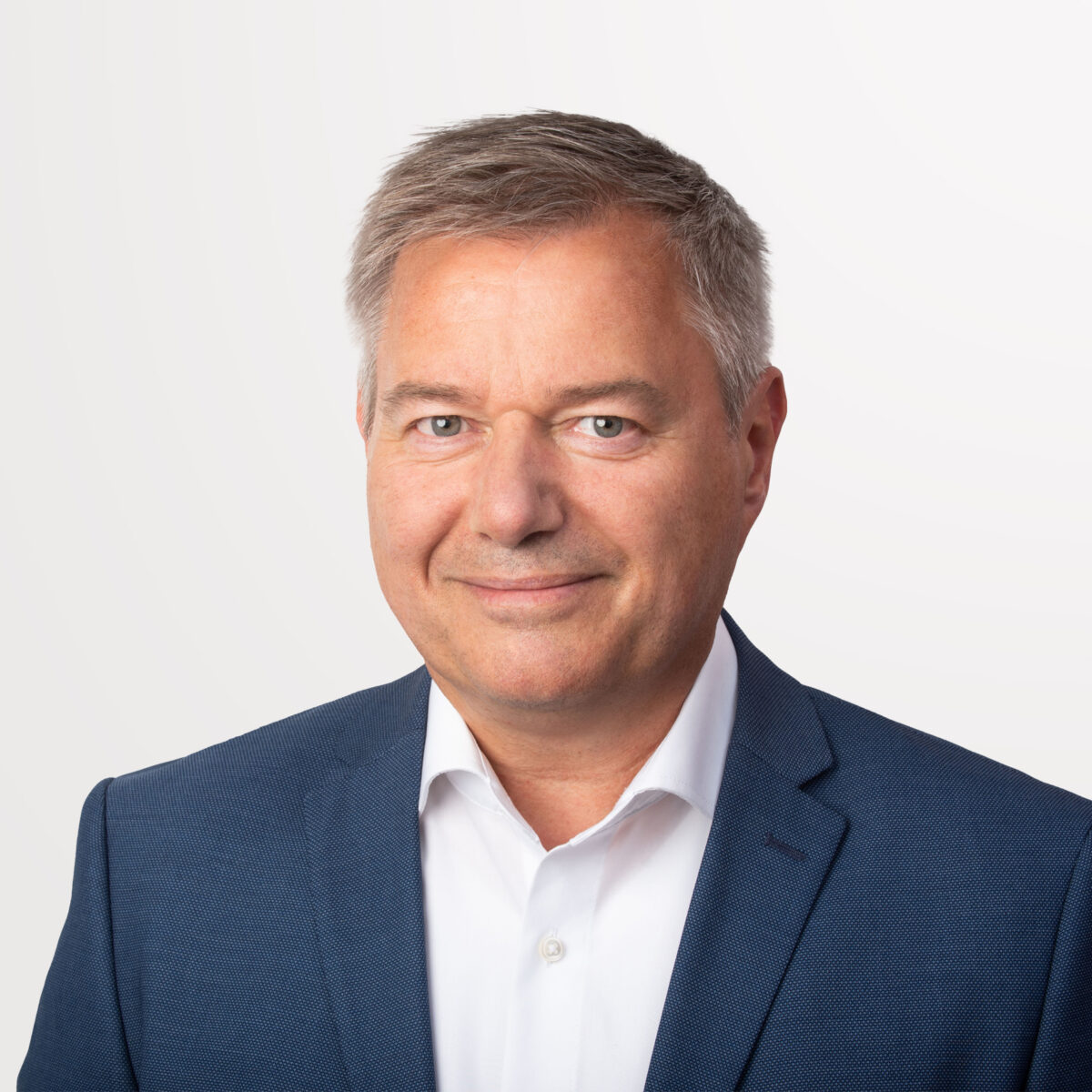 StaffPhoto